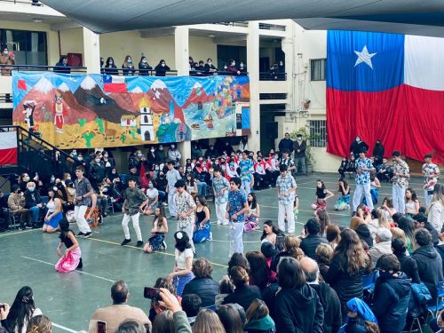 Celebrando las Fiestas Patrias