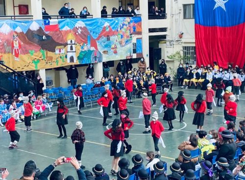 Celebrando las Fiestas Patrias