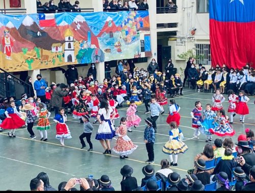 Celebrando las Fiestas Patrias