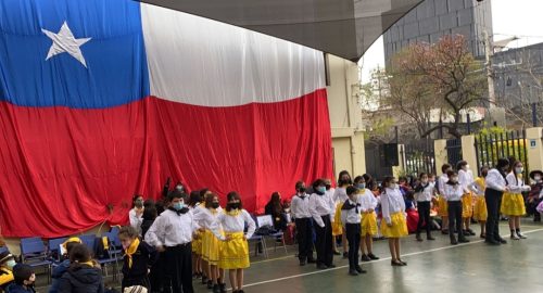 Celebrando las Fiestas Patrias