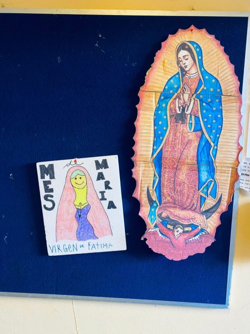 Inicio Mes de María: Altares en salas