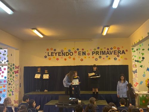 Leyendo en Primavera