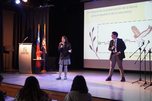 Concurso de Discurso Público/Public Speaking