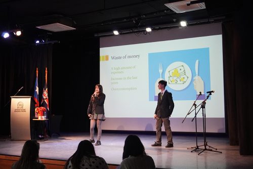 Concurso de Discurso Público/Public Speaking