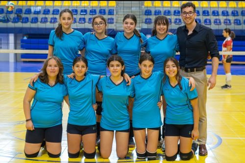 Nuestros equipos de Vóleibol Damas y Varones lo dan todo en los Juegos Deportivos Escolares