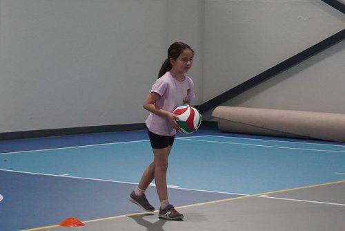 La Selección de Vóleibol Damas CICV entrena en el nuevo gimnasio del Club Vitacura