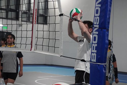 La Selección de Vóleibol Damas CICV entrena en el nuevo gimnasio del Club Vitacura