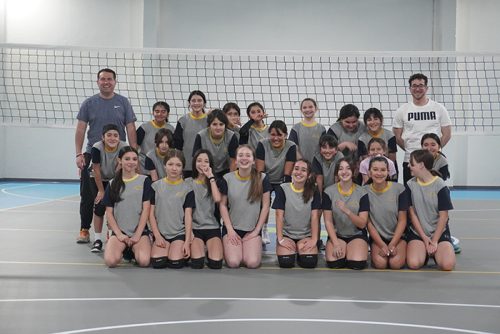 La Selección de Vóleibol Damas CICV entrena en el nuevo gimnasio del Club Vitacura