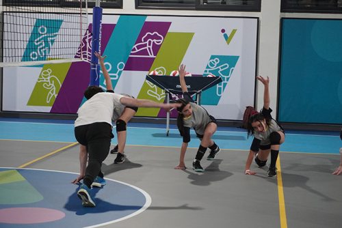 La Selección de Vóleibol Damas CICV entrena en el nuevo gimnasio del Club Vitacura