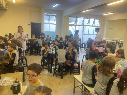 Primer almuerzo de Ciclo Inicial en el Colegio