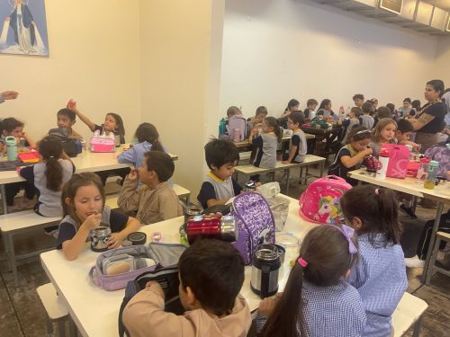 Primer almuerzo de Ciclo Inicial en el Colegio