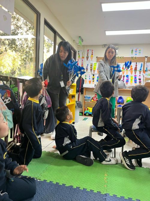 Estudiantes participaron en significativa actividad por la infancia