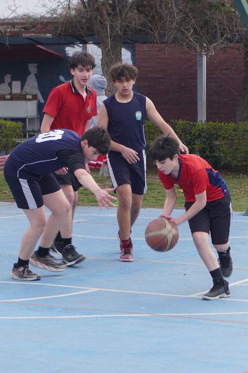 Básquetbol Intermedia Varones – Olimpiadas BostonEduca 2025