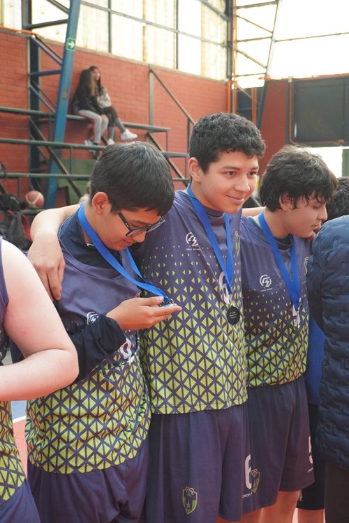 Básquetbol Intermedia Varones – Olimpiadas BostonEduca 2025