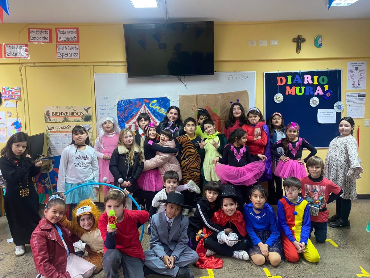 Celebramos la historia de Chile en Inglés