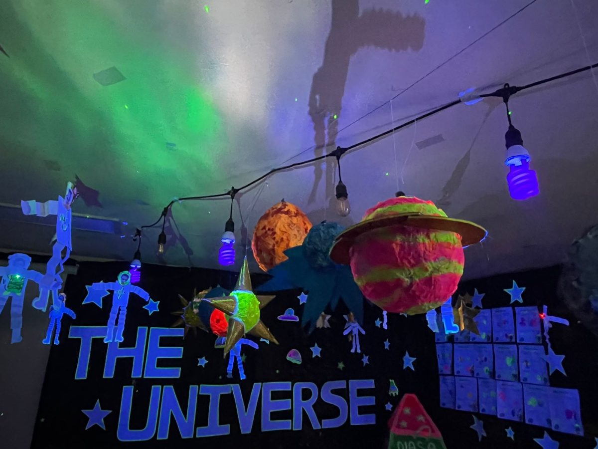 Pre Kínder y Kínder viajaron por el universo con imaginación y alegría