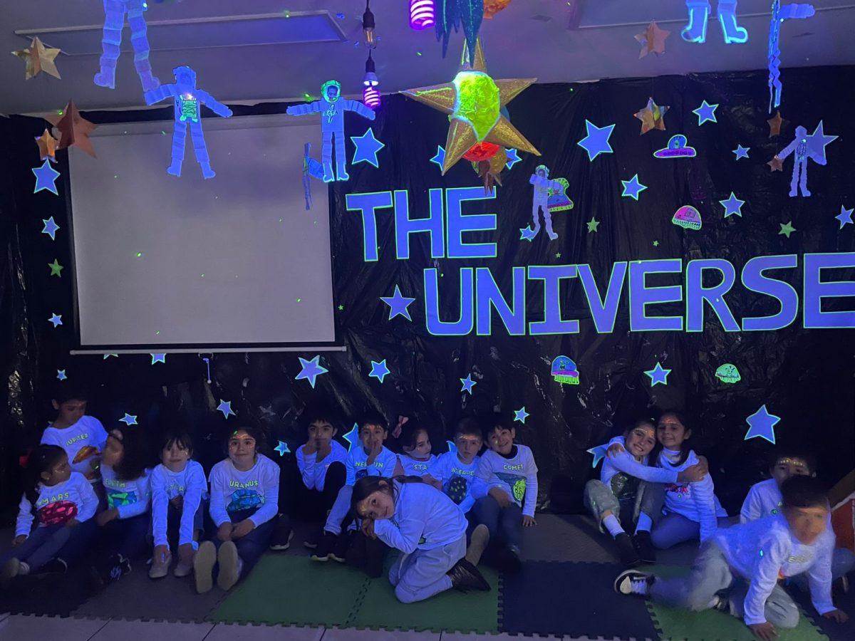 Pre Kínder y Kínder viajaron por el universo con imaginación y alegría