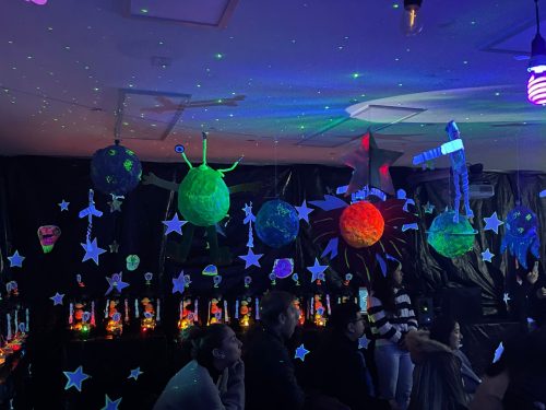 Pre Kínder y Kínder viajaron por el universo con imaginación y alegría