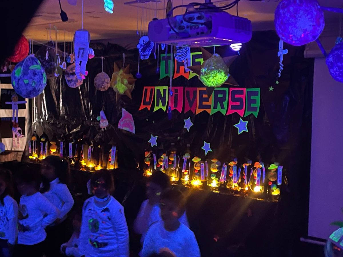Pre Kínder y Kínder viajaron por el universo con imaginación y alegría