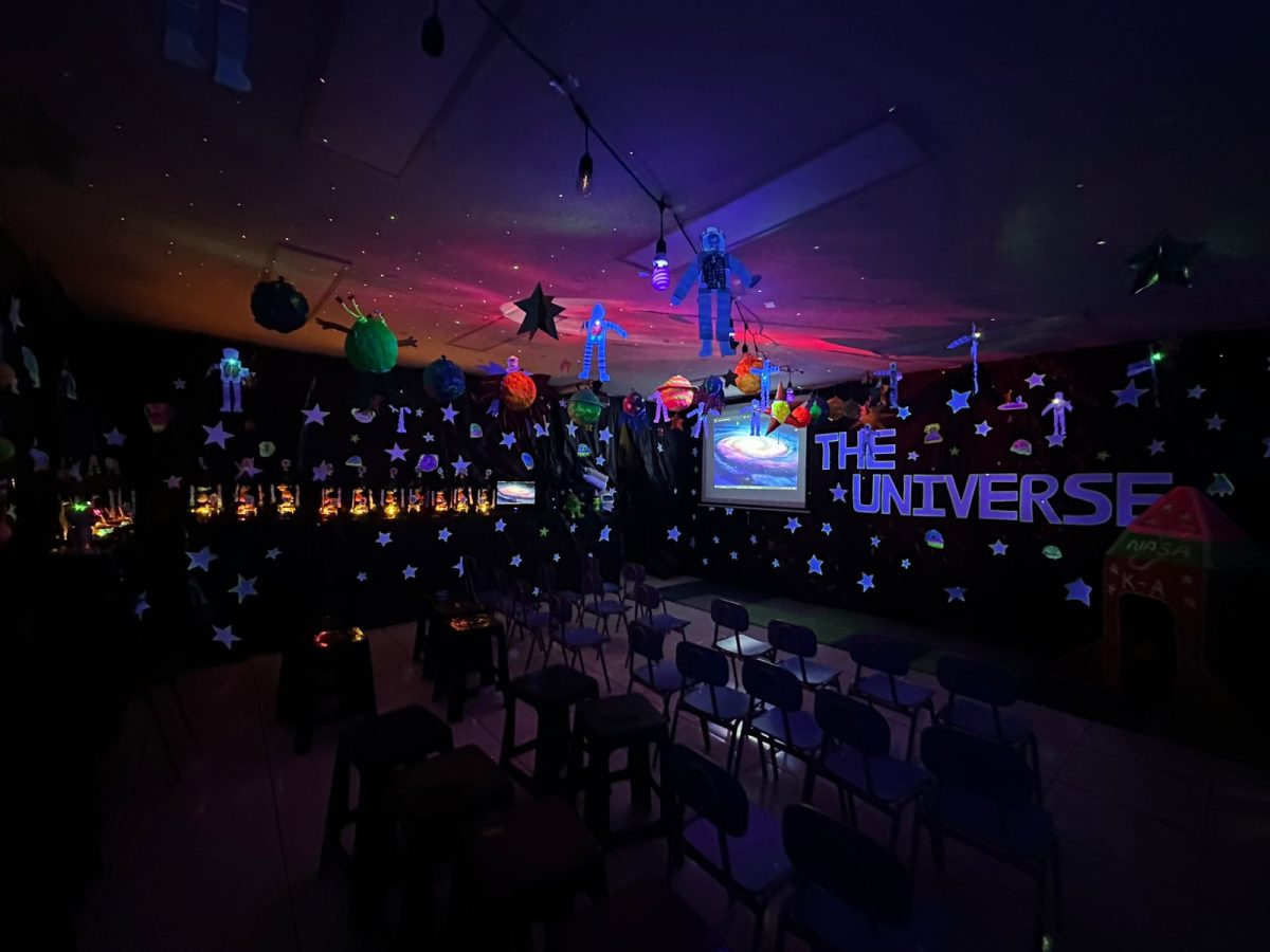 Pre Kínder y Kínder viajaron por el universo con imaginación y alegría