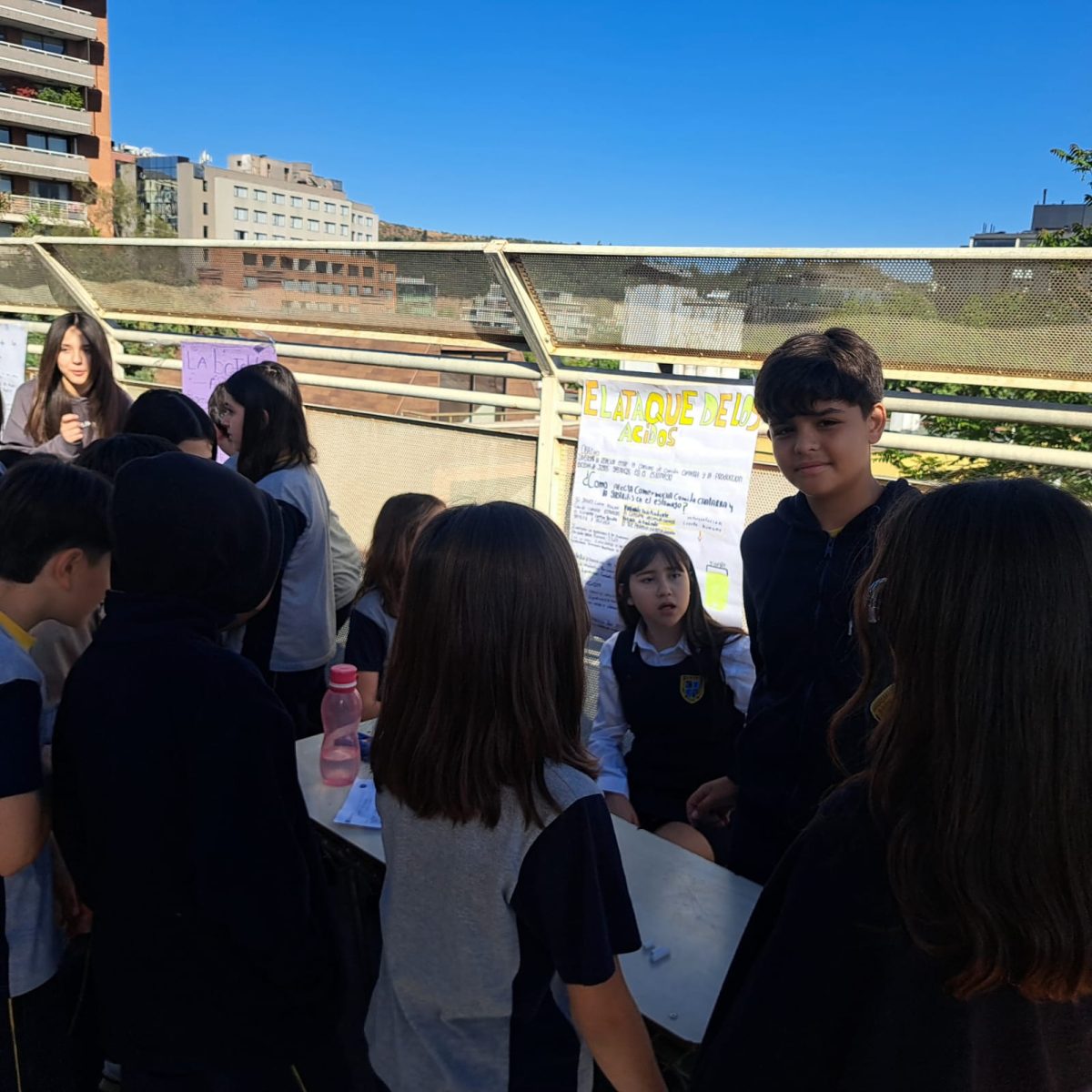 Explorando el Cuerpo Humano desde la Ciencia y la Creatividad