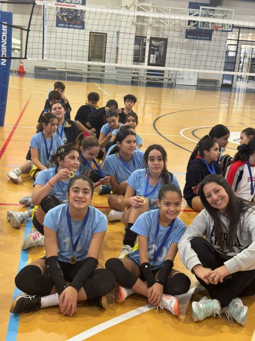 Vóleibol CICV brilla en el Festival Deportivo del Colegio Nido de Águilas