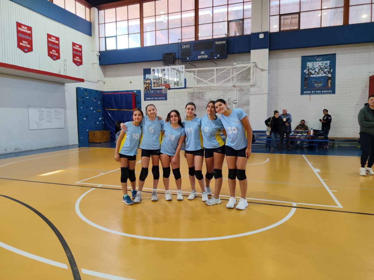 Vóleibol CICV brilla en el Festival Deportivo del Colegio Nido de Águilas