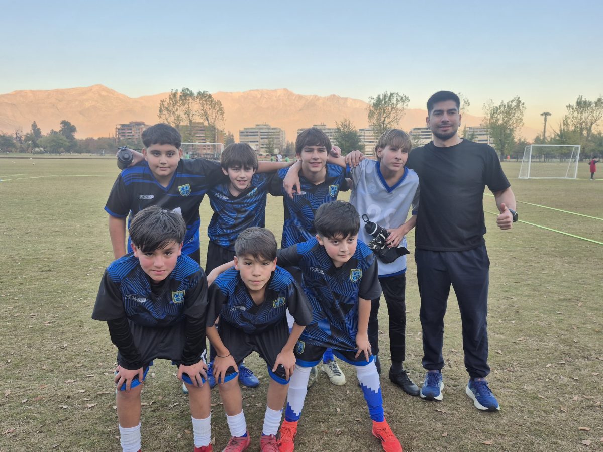 Destacada participación de nuestro equipo de Futsal Sub-14 en los Juegos Deportivos Escolares