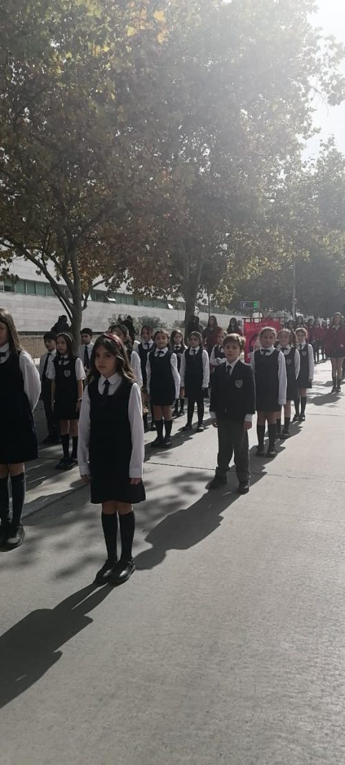 Nuestro colegio presente en homenaje a las Glorias Navales en Vitacura