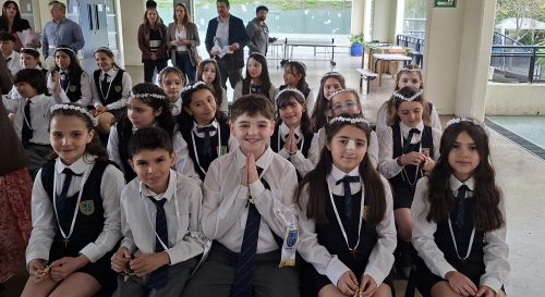 Celebración de las Primeras Comuniones: Un Encuentro Lleno de Fe, Alegría y Comunidad