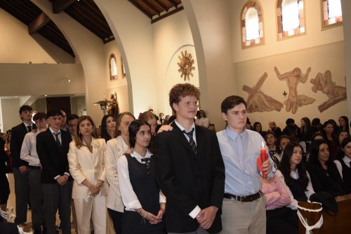 28 estudiantes de nuestro colegio recibieron el sacramento de la Confirmación