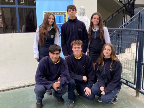CICV avanza a los cuartos de final del Torneo de Debate de Vitacura