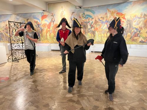 Peregrinación de IV Medios a la Virgen del Carmen en el Templo Votivo de Maipú