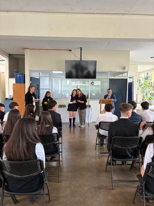 28 estudiantes de nuestro colegio recibieron el sacramento de la Confirmación