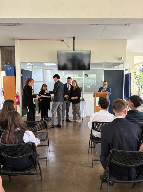 28 estudiantes de nuestro colegio recibieron el sacramento de la Confirmación